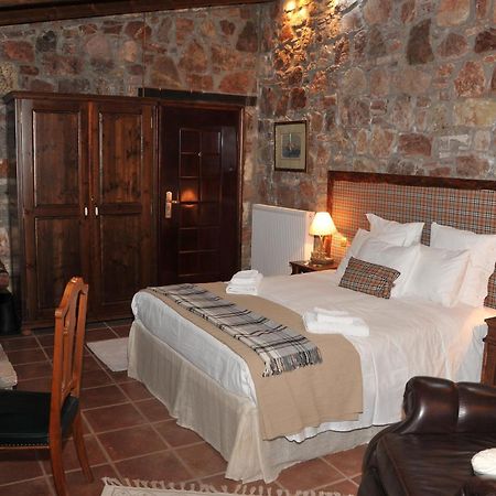 Guest Stone Houses In Aidona Chrysomilea ภายนอก รูปภาพ